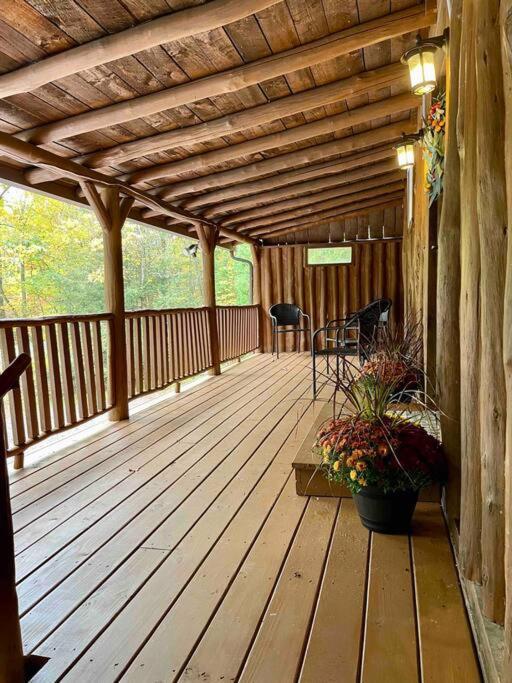 Cozy Log Cabin In Jim Thorpe Eksteriør bilde